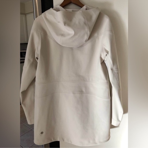 🍋LULU🍋 RepelShell Rain Jacket ☔️ - Picture 6 of 6